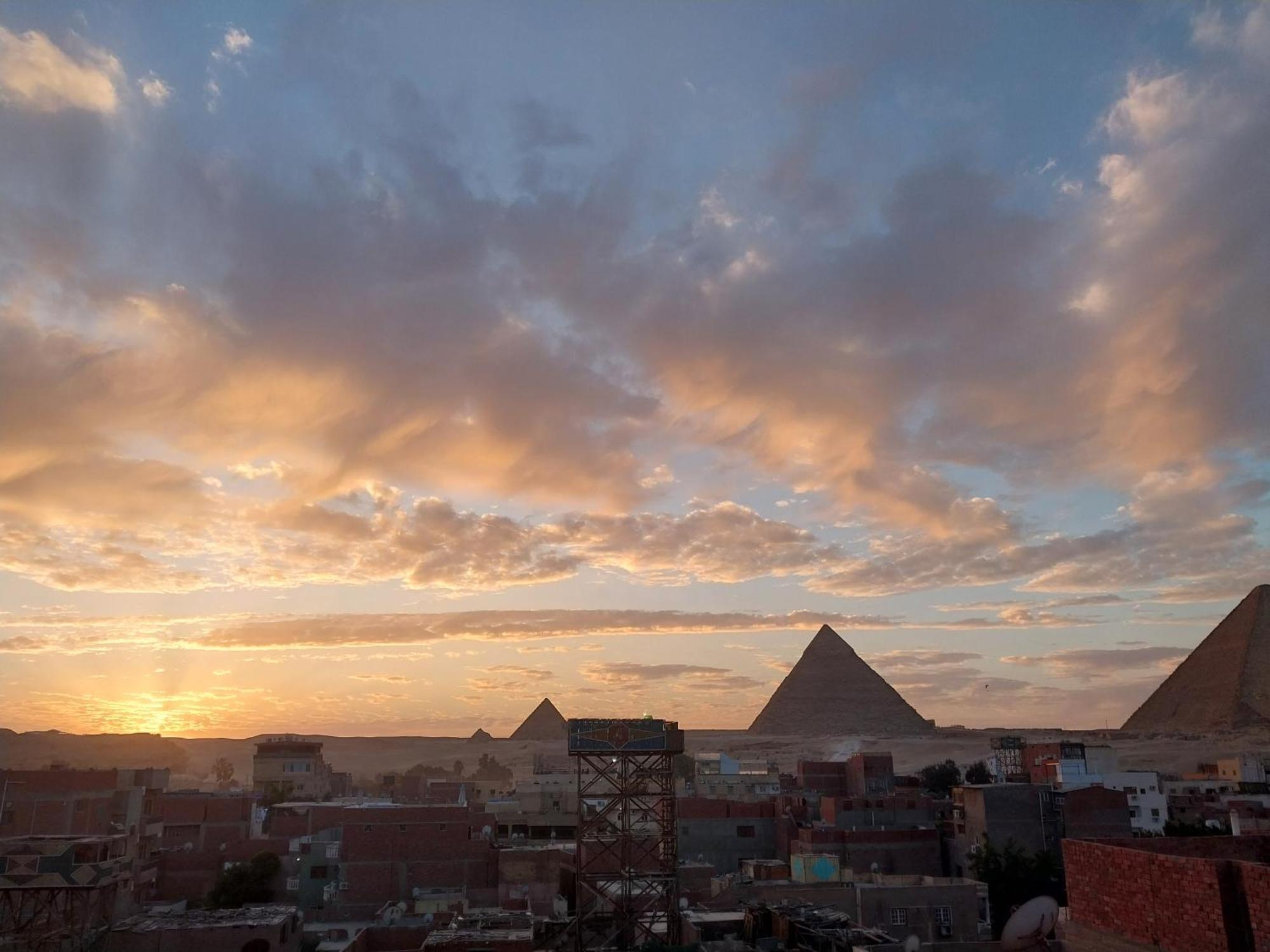 Eagles Pyramids View Otel Kafret el-Gabal Dış mekan fotoğraf