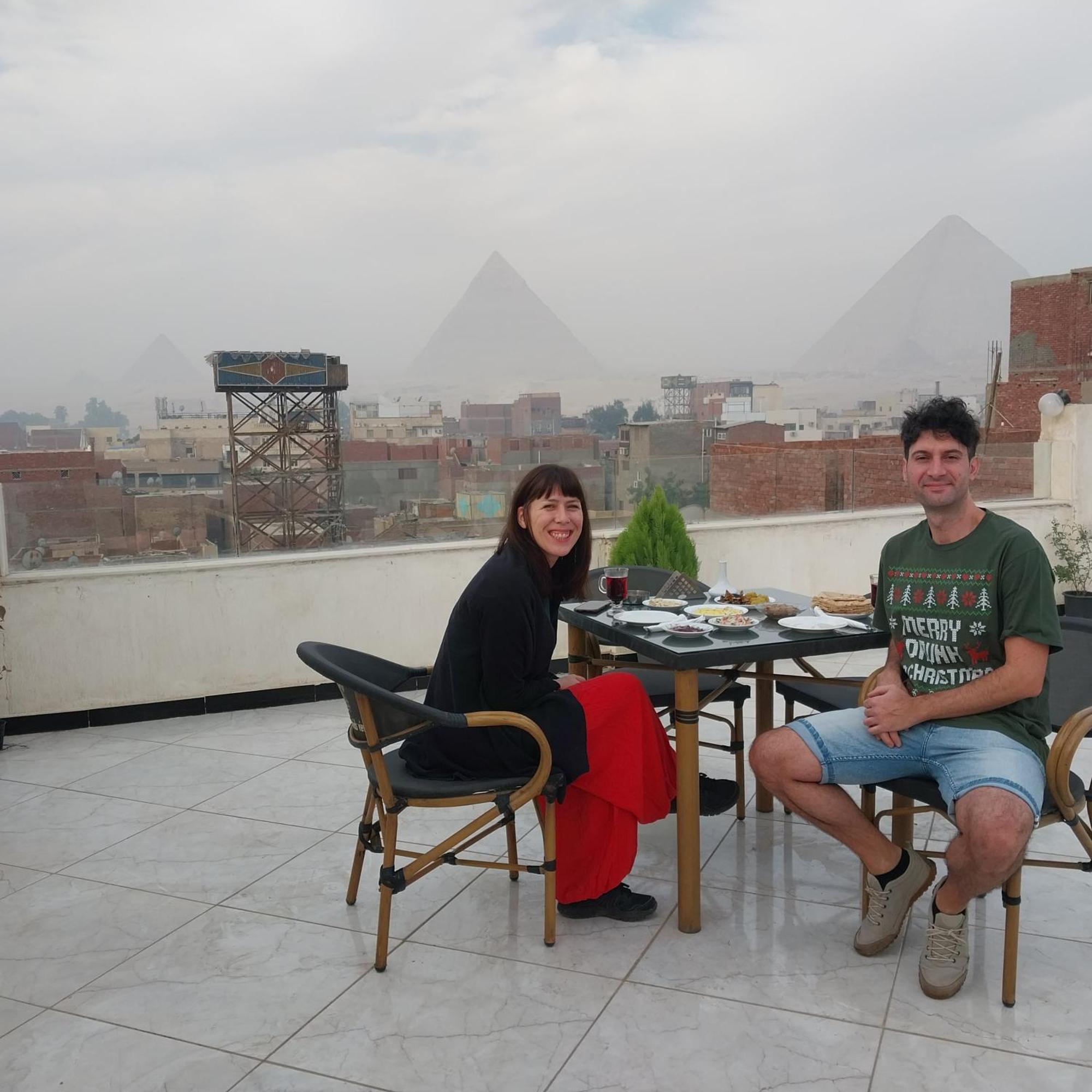 Eagles Pyramids View Otel Kafret el-Gabal Dış mekan fotoğraf