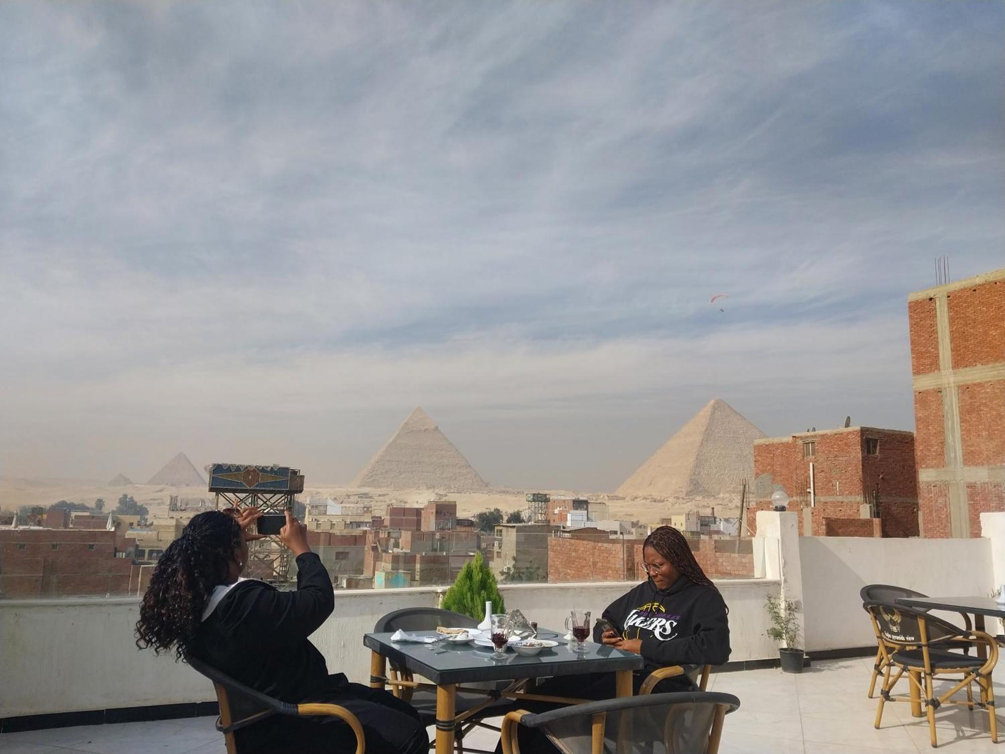 Eagles Pyramids View Otel Kafret el-Gabal Dış mekan fotoğraf