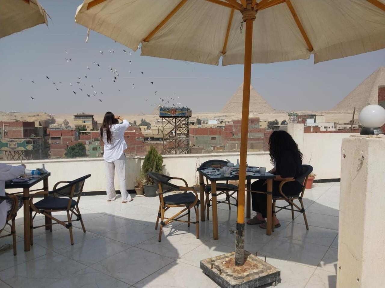 Eagles Pyramids View Otel Kafret el-Gabal Dış mekan fotoğraf