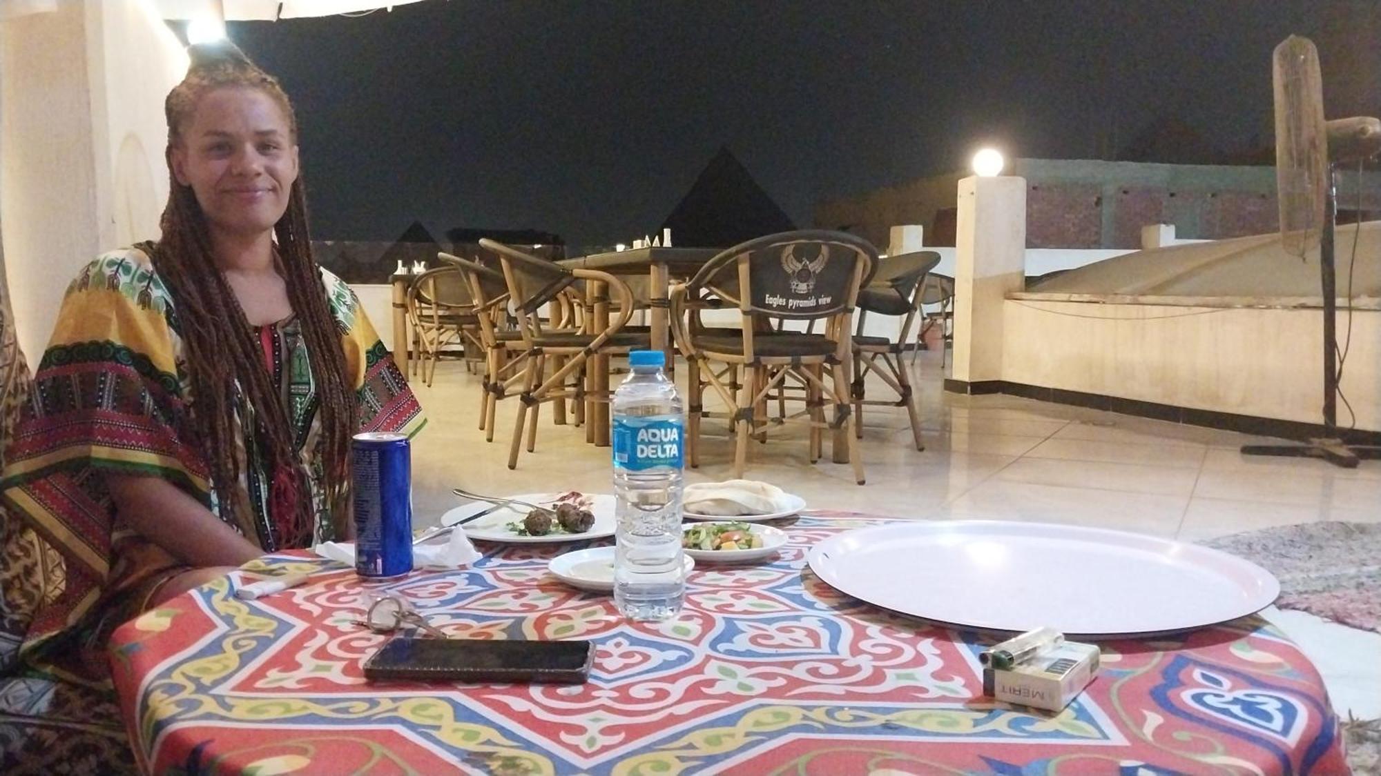 Eagles Pyramids View Otel Kafret el-Gabal Dış mekan fotoğraf
