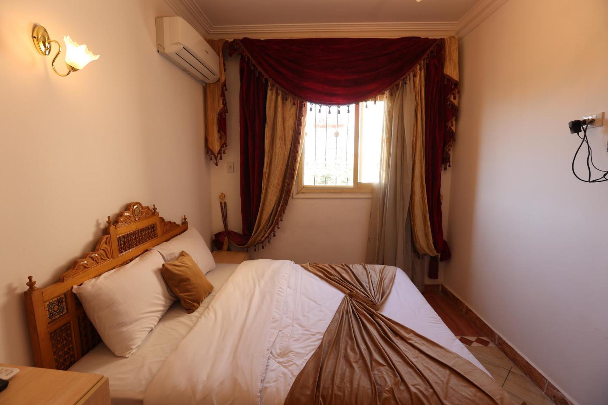 Eagles Pyramids View Otel Kafret el-Gabal Dış mekan fotoğraf