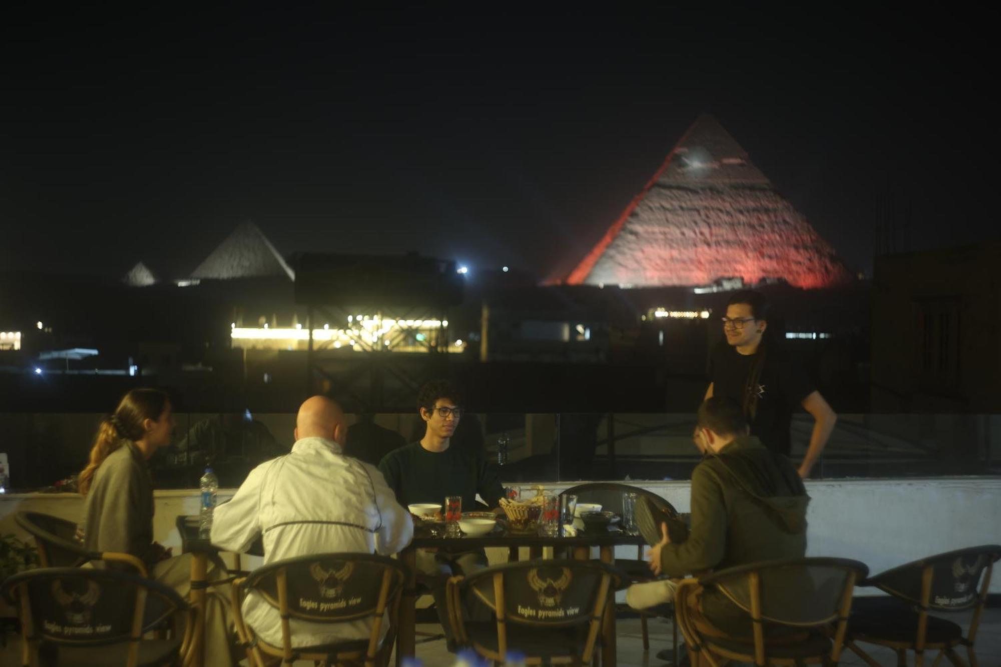 Eagles Pyramids View Otel Kafret el-Gabal Dış mekan fotoğraf